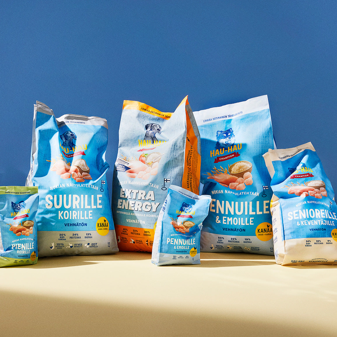 Hau-Hau Champion Nokian Nappulatehtaan Pennuille ja Emoille Kanaa, riisiä ja kauraa kotimainen koiranpennun kuivaruoka 1,5 kg pakkauskuva